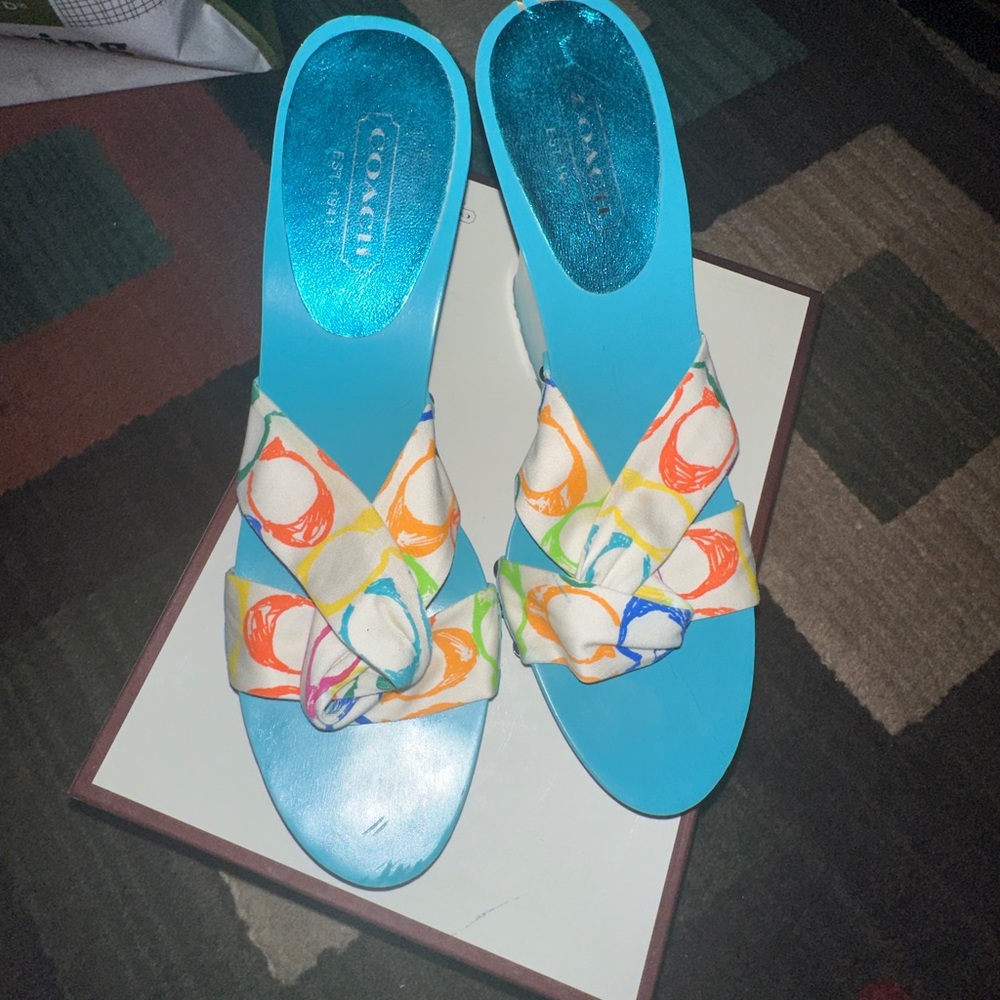 Coach 8.5 Multi Lina Printed Scribble Mule… Pre Owned with Love .